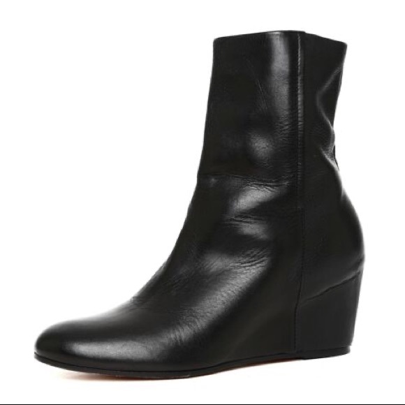 Vince Shoes - VINCE Michela booties $495 vero cuoio Made in Italy